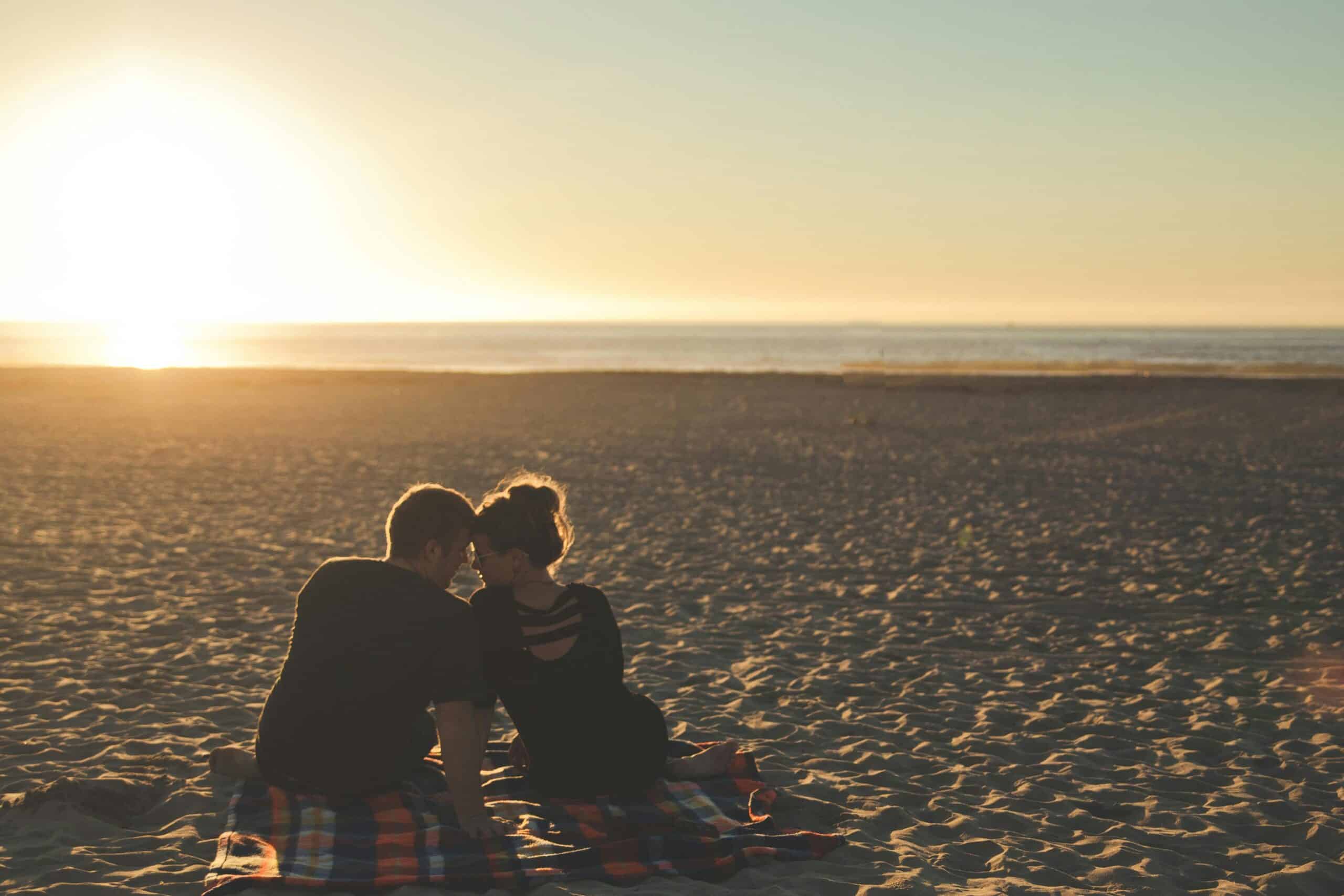 Love : 8 Surprising Signs You Truly Love Someone